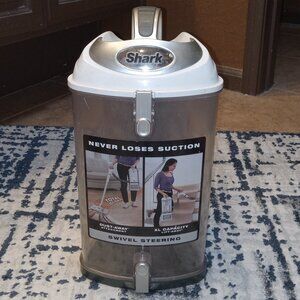Shark Navigator Professional lift away vacuum canister / dirt container